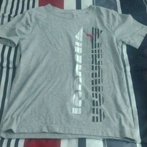 Boy's Jordan T-shirt Size 8-10